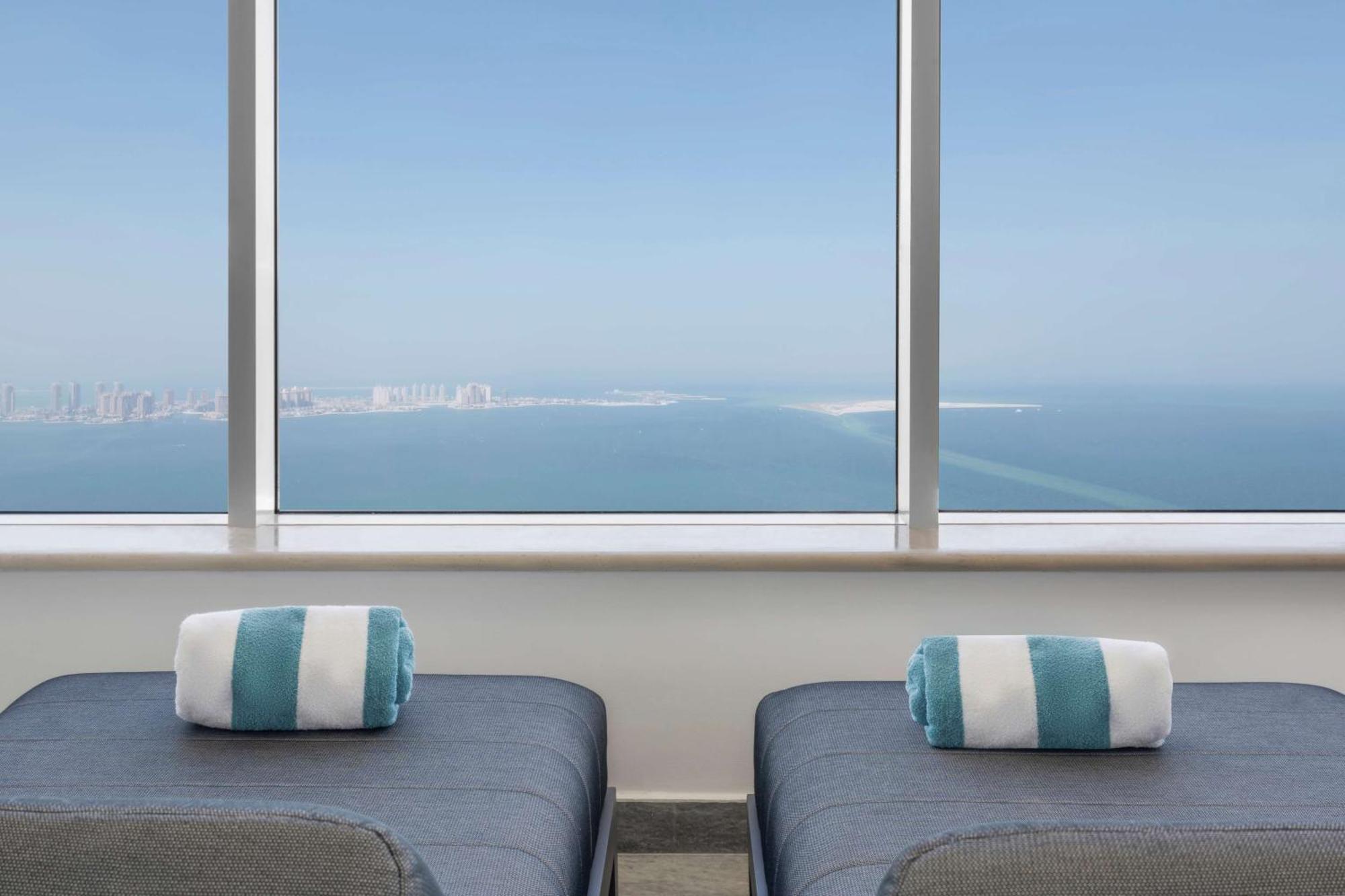 Aleph Doha Residences, Curio Collection By Hilton Exterior foto View from the spa